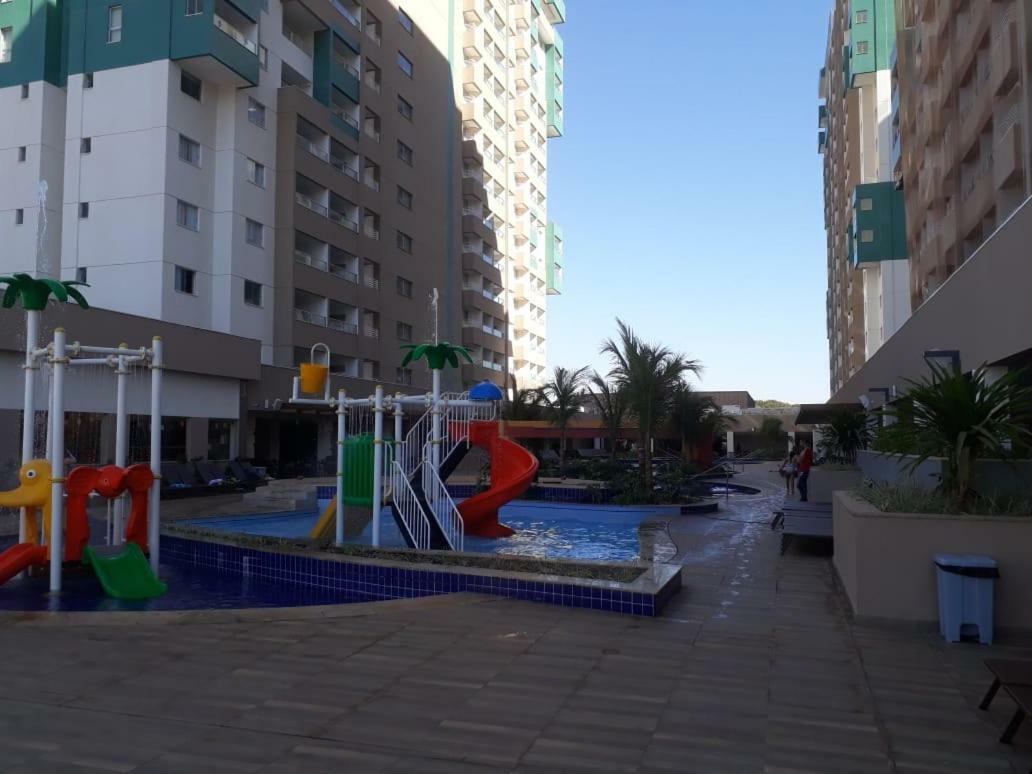 Olimpia Park Resort - 100M Do Parque Thermas Dos Laranjais Εξωτερικό φωτογραφία