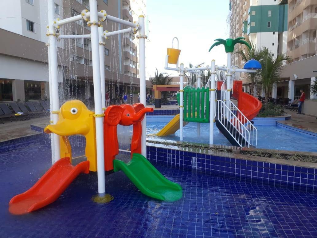 Olimpia Park Resort - 100M Do Parque Thermas Dos Laranjais Εξωτερικό φωτογραφία