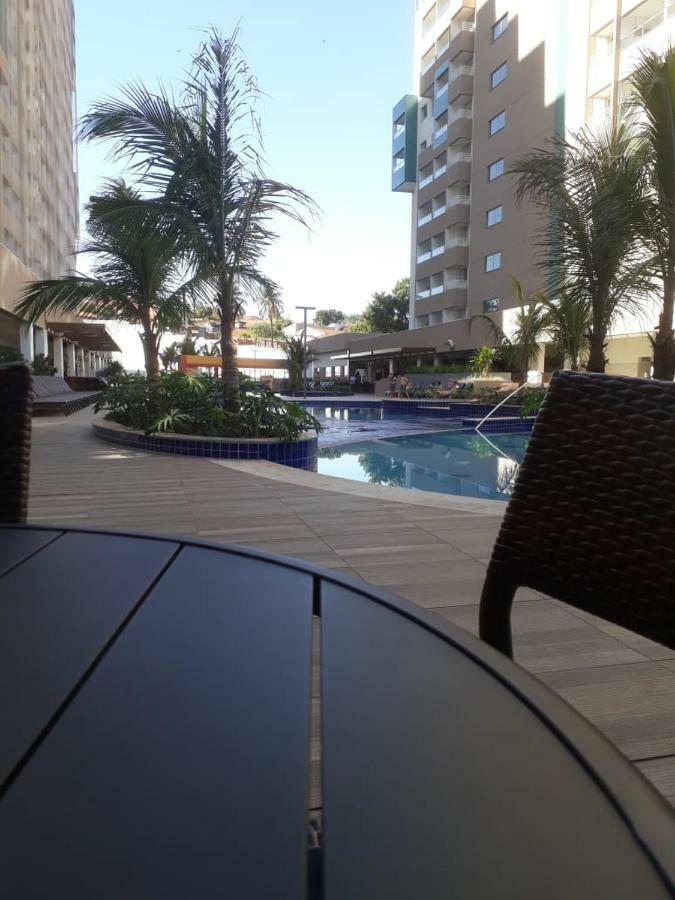 Olimpia Park Resort - 100M Do Parque Thermas Dos Laranjais Εξωτερικό φωτογραφία